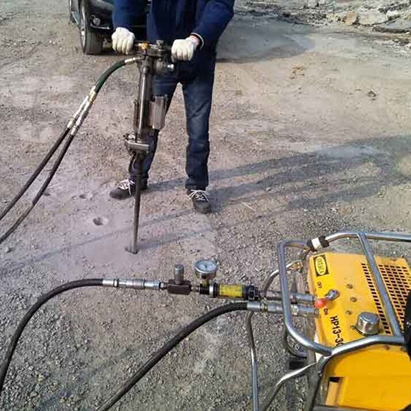 BH26 Hand Held Hydraulic Rock Drill: Changzhi, Shanxi Province 