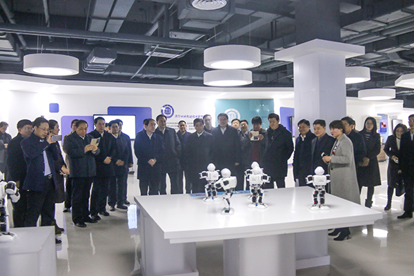 Party Secretary Ma Pingchang Visited China Coal Group Intelligent Robot Industrial Park Theme Pavilion